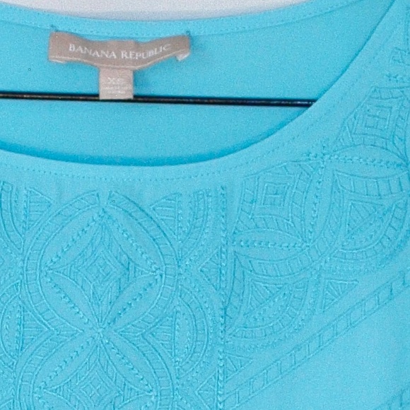 Banana Republic blouse - Picture 2 of 3